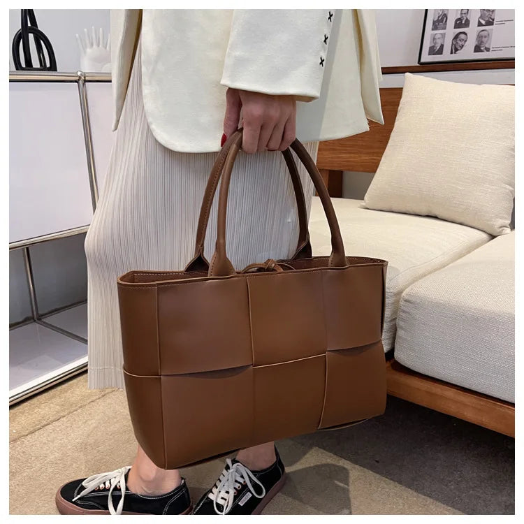 Large Weave Tote Bags For Women Large Capacity Designer Luxury 2024 New Trendy Shopping Korean Version Handbag Retro Travel