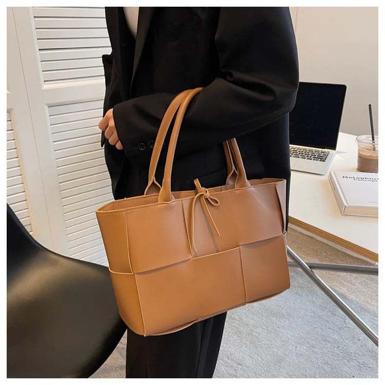 Large Weave Tote Bags For Women Large Capacity Designer Luxury 2024 New Trendy Shopping Korean Version Handbag Retro Travel