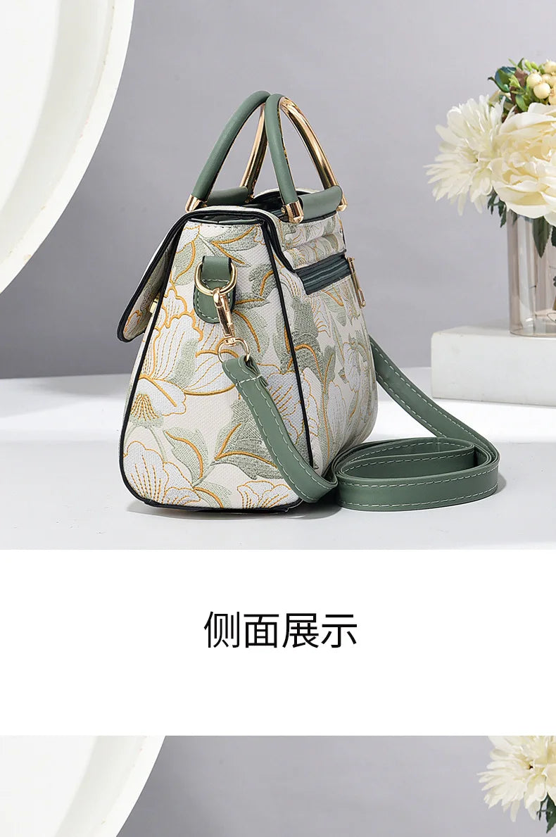 New Women's bags 2025 fashion trend design stripe hit color handbag shoulder bag messenger bag Korean style bag