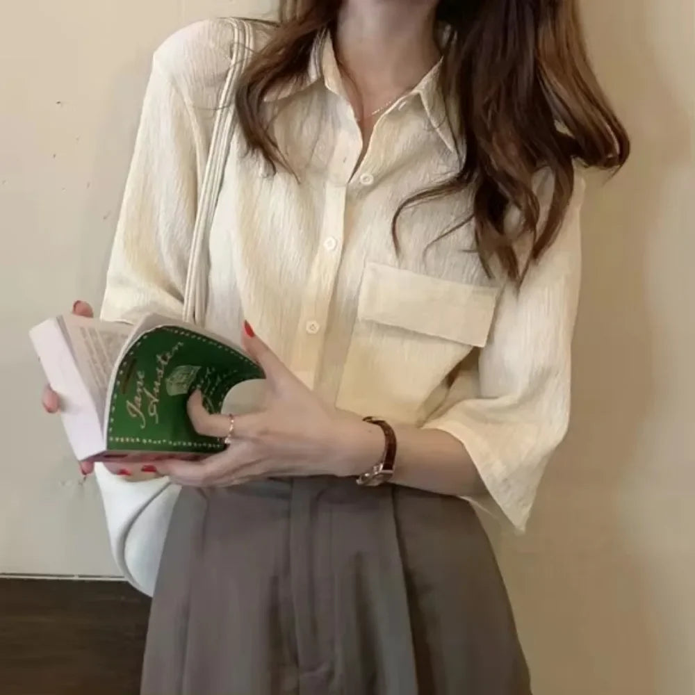 Korea One Pocket Loose Blouse Ins Summer French Sle Single-Breasted Round Neck Lace clothing Design sense fold Shirts Top
