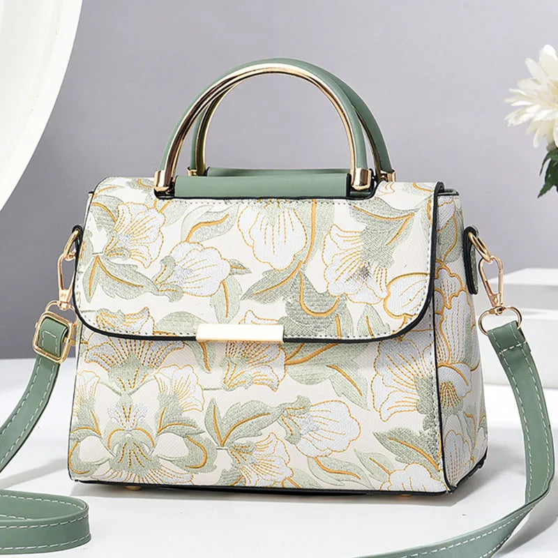 New Women's bags 2025 fashion trend design stripe hit color handbag shoulder bag messenger bag Korean style bag
